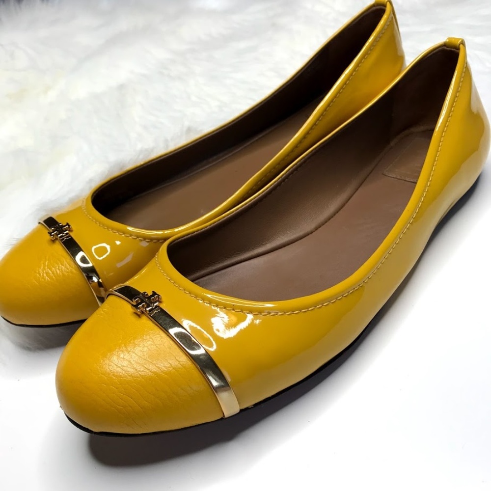 *HP* Authentic Tory Burch Gold Bar Ballet Flats